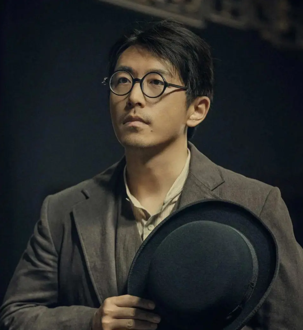 0》看老美百年霸权和种族霸凌AG真人网站从《唐探190(图4)